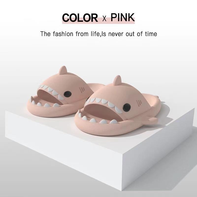 [SG] Adult Couple Hot Selling Cartoon Shark Slippers Indoor and Outdoor 情侣拖鞋 踩屎感拖鞋